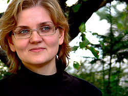 Dr. Alena Ryzhkova